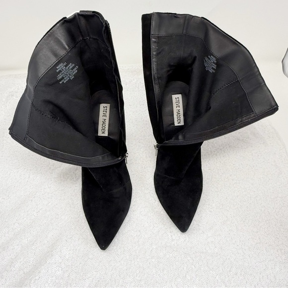 Steve Madden women’s Wagu black suede Boots/ Booties / Ankle Boots size 7.5 - Picture 9 of 15